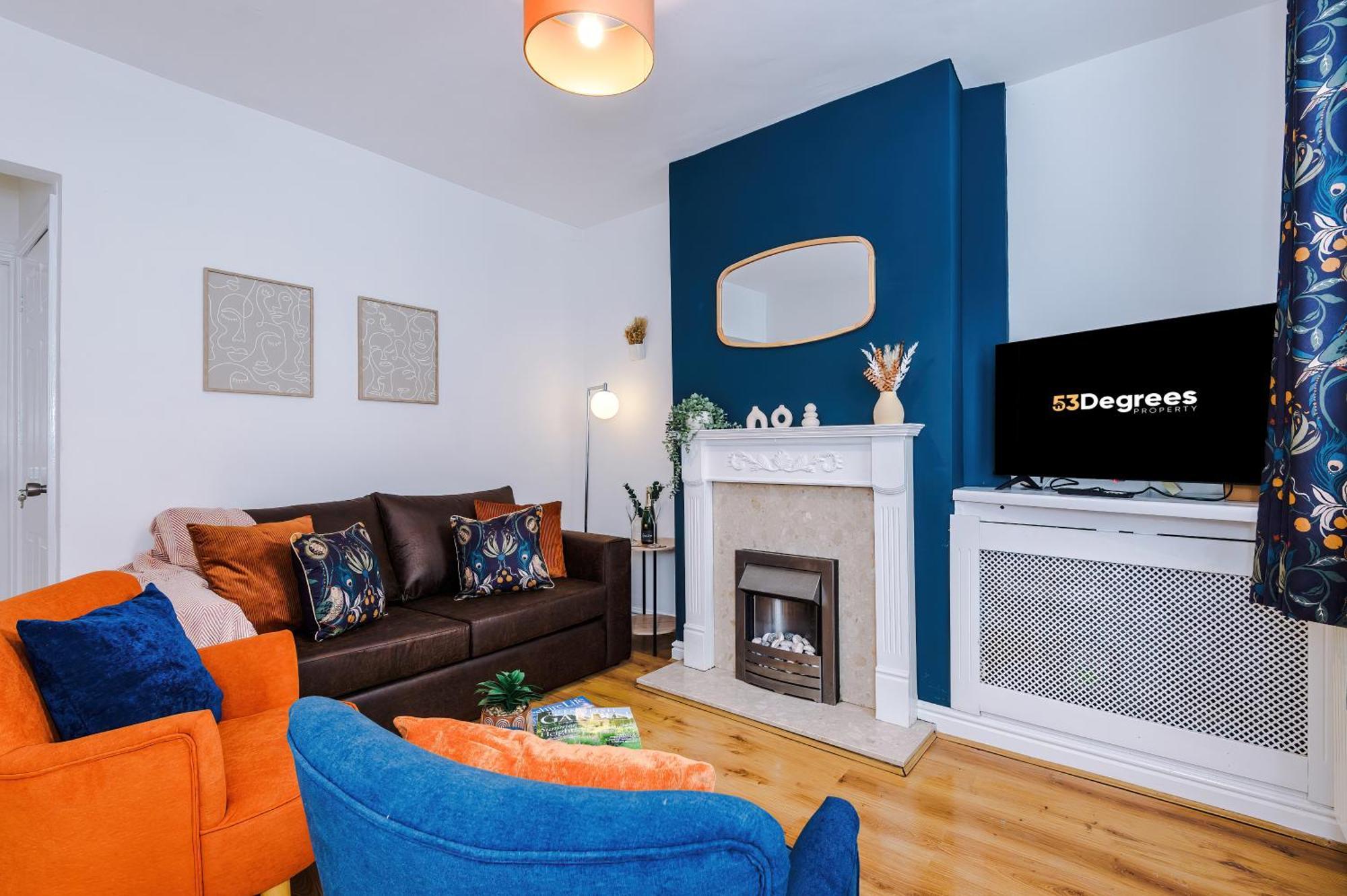 New! Spacious 2-Bed Home In Chester City-Centre By 53 Degrees Property, Ideal For Couples & Small Groups, Great Location - Sleeps 5 Zewnętrze zdjęcie